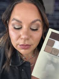 Let's get it! Happy Friday 🫶🏼 Wear the jammies? Get dressed??