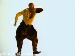 In Order To Capture The Movement Of Aladdin S Pants Animator Glen Keane Used Mc Hammer Music Videos For Reference The Iron Bull Aladdin Gif Dance