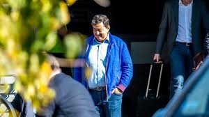 Már jóval korábban elkezdődhetett mészáros lőrinc és felesége válásának folyamata, írja az mfor.hu a cégpapírok alapján. Meszaros Lorinc Azt Hiszem Elmondhatom Hogy Sikeres Vagyok 24 Hu