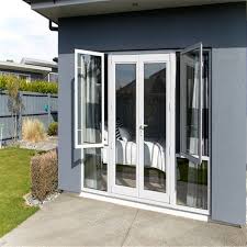 Las terrazas modernas son espacios abiertos en una casa o apartamento y son usualmente lugares de encuentro, relajación y distracción, que nos ayudan a sobrellevar nuestra rutina diaria. Color Blanco De Aluminio De Terraza Abatible Puertas De Diseno Para El Hogar Buy Disenos De Puertas Principales Para El Hogar Puerta Abatible Doble De Aluminio Puertas Batientes Product On Alibaba Com