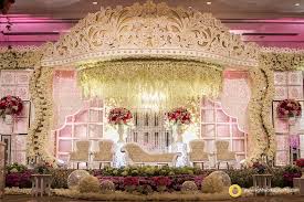 Crown Wedding Stage By Grasida Decoration And Lighting By Lightworks At Shangri La Hotel Jakarta Www Wedding Stage Decorations Stage Decorations Wedding Stage