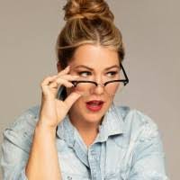 Michelle Hendrix's Instagram, Twitter & Facebook