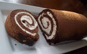 Sekian dari kami, seandainya ada kesilapan saya mohon maaf, nanti jumpa dimasa yang lain untuk informasi terbaru resepi kek gulung red velvet enak dan. Resepi Kek Gulung Coklat Mudah Famousresipi Farbuck Com