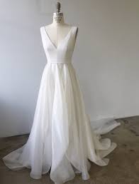 Simple V Neck Wedding Dress Gaun Perkawinan Gaun Pengantin Gaun Malam