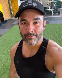 Jorge Bond's Instagram, Twitter & Facebook