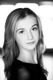 Kara Dewalt's Instagram, Twitter & Facebook