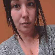 Tara Morey's Instagram, Twitter & Facebook