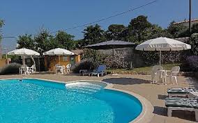 La Piscine Photo De Hotel Les Cigales Allauch Tripadvisor