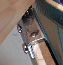 The ee20 engine had an aluminium alloy block with 86.0 mm bores and an 86.0 mm stroke for a capacity of 1998 cc. How Can I Repair A Broken Pivot Hinge For A Vanity Mirror Home Improvement Stack Exchange
