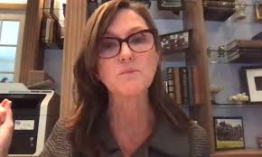 Cathie wood is the founder and head of this investment house, and many have compared her rising star to the likes of warren buffett. Ark Investment S Cathie Wood Ahead Of The Curve Coindesk
