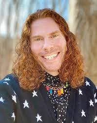 Abigail Follett's Instagram, Twitter & Facebook