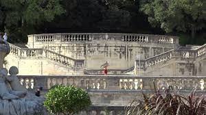 Nous avons pris le menu qui était un délice de l'entrée au dessert. Les Jardins De La Fontaine A Nimes Youtube