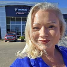 Misty Noel's Instagram, Twitter & Facebook