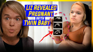 Did Liz Johnston Just Confirm Baby #2?! You Won't Believe What She Said! —  (𝖣𝖾𝗍𝖺𝗂𝗅 𝖢𝗁𝖾𝖼𝗄 𝖡𝖾𝗅𝗈𝗐)