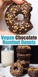 These Vegan Chocolate Hazelnut Donuts Are One Of My All Time Favorite Vegan Baking Recipes They Ta Chocolat Vegetalien Beignets Chocolat Desserts Sans Cuisson