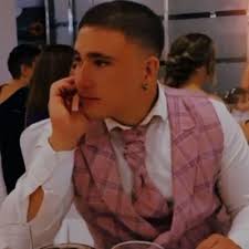 adrian toribio (@adritori18)