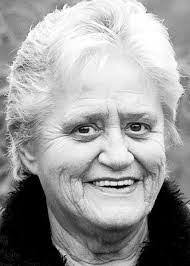 Merle Mckenzie's Instagram, Twitter & Facebook