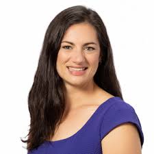 Meet the 2023 UEP Certificate in Impact and Sustainable Investing (CISI)  Students