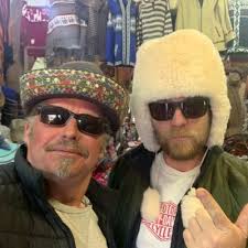 What a legend Barry Sheen. It's been 17 years since he passed. Had his  poster