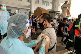 ข่าวดี สธ.ประกาศฉีดวัคซีนโควิดให้ ฟรีเบื้องต้นฉีดได้ 50%ของคนไทย 24 พฤศจิกายน พ.ศ. Ozec47p21ojbcm