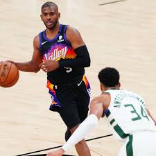 — khris middleton scored 22 points, jrue holiday added 19 points and 12 assists and the milwaukee bucks moved a win from a berth. Nba Finals 2021 Game 1 Milwaukee Bucks 105 118 Phoenix Suns As It Happened Sport The Guardian