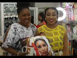 Reading lizzy anjorin's biography, you will get to find out her net worth, husband. Meet Liz Anjorin S Customer That Brought One Attire For N1 5m On Her Birthday As They Dance Together Youtube