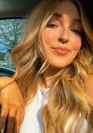 Ava Davenport's Instagram, Twitter & Facebook