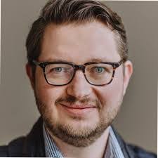 Alex Eck's Instagram, Twitter & Facebook