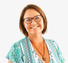 Joyce Cruise's Instagram, Twitter & Facebook