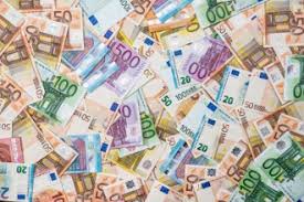 Bin aber nicht ganz sicher, es könnte auch 2000 gewesen sein, so ist er. Euro Die Wahrung Europas Wahrungen Weltweit