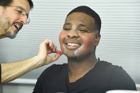 NickALive!: Kel Mitchell Fools the School in New Episode of 'The  Substitute', Premiering Saturday, March 14