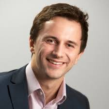 Henry Swindell's Instagram, Twitter & Facebook