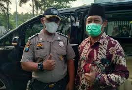 Satpam kini menjadi profesi yang menjanjikan karena sudah ada. Seragam Satpam Mirip Polisi Ini Penjelasan Dirbinmas Polda Jatim Bangsa Online Cepat Lugas Dan Akurat