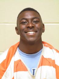 Bossier man wanted for allegedly beating woman