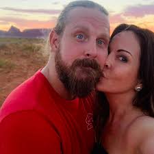 Suzy Morgan (@suzyandthesissies) • Instagram photos and videos