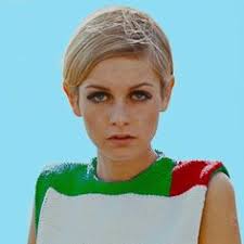 The two faces of Twiggy at 59: How airbrushing in Olay ad hides truth of  the skin she's in