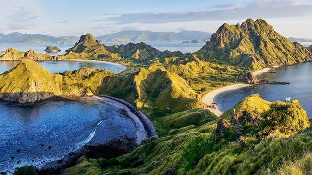 17 Tempat Wisata Indonesia yang Mendunia, Megah nan Eksotis