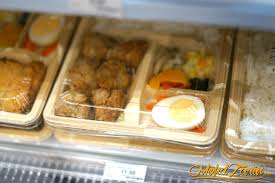 Family mart, similar experience to 99. Mini Bazaar Ramadhan Di Familymart Mohd Zarin