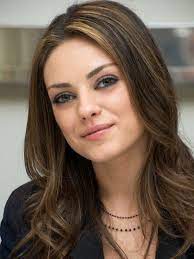 Copper Highlights Keep Mila Kunis Cool Dark Brown Base From Weighing Her Down Just A Few Highligh Mila Kunis Hair Color Hair Color Highlights Hair Highlights