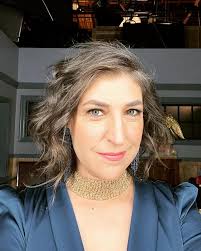 Photo shoot for Call Me Kat! 💙 Premiering January 9th, 2022!! 📺🐱  #CallMeKat