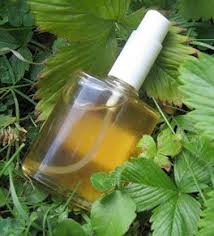 Comment Nettoyer Un Matelas Avec Des Produits Naturels Desinfectant Naturel Nettoyants Diy Desinfectant Maison