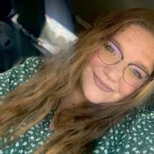 Laura Chupp (@chupp_laura)