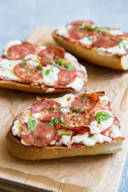 French Bread Pizza With Fresh Mozzarella The Little Epicurean Recipe Recipes Food French Bread Pizza