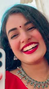 Anjali Karn 💫 (@anjalikarn12)