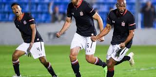 Estudiantes realizó la mejor campaña desde su regreso a la categoría logrando un satisfactorio quinto lugar con 46 puntos, a tan solo 8 unidades de sarmiento (j), el campeón. Los Estudiantes Le Ensenaron A Sarmiento
