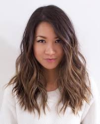 Layered Wavy Brunette Hairstyle Hair Waves Brunette Hair Color Damp Hair Styles