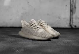 Beige has already become one of the more pronounced shades in the spring 2016 seasonal palette and adidas (xetra:ads.de +1.31%) originals fashioned from mixed materials, this tubular nova's textile upper is complemented with suede overlays and trims rendered in mixed beige shades. Adidas Tubular Shadow J W Sneaker Low Bei Stylefile