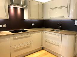 A colleague recently had a howdens kitchen and got all units, appliances and howdens left a voicemail for me today asking what is happening with the kitchen so i am planning on going back to them to say 'you're far more. Howdens Kitchen With Corian Worktops The Used Kitchen Company