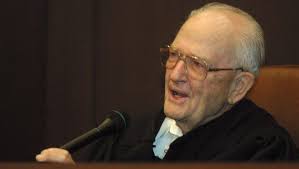 Conservationist, former justice Cliff Young dies