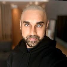 Ajit Vaidya's Instagram, Twitter & Facebook